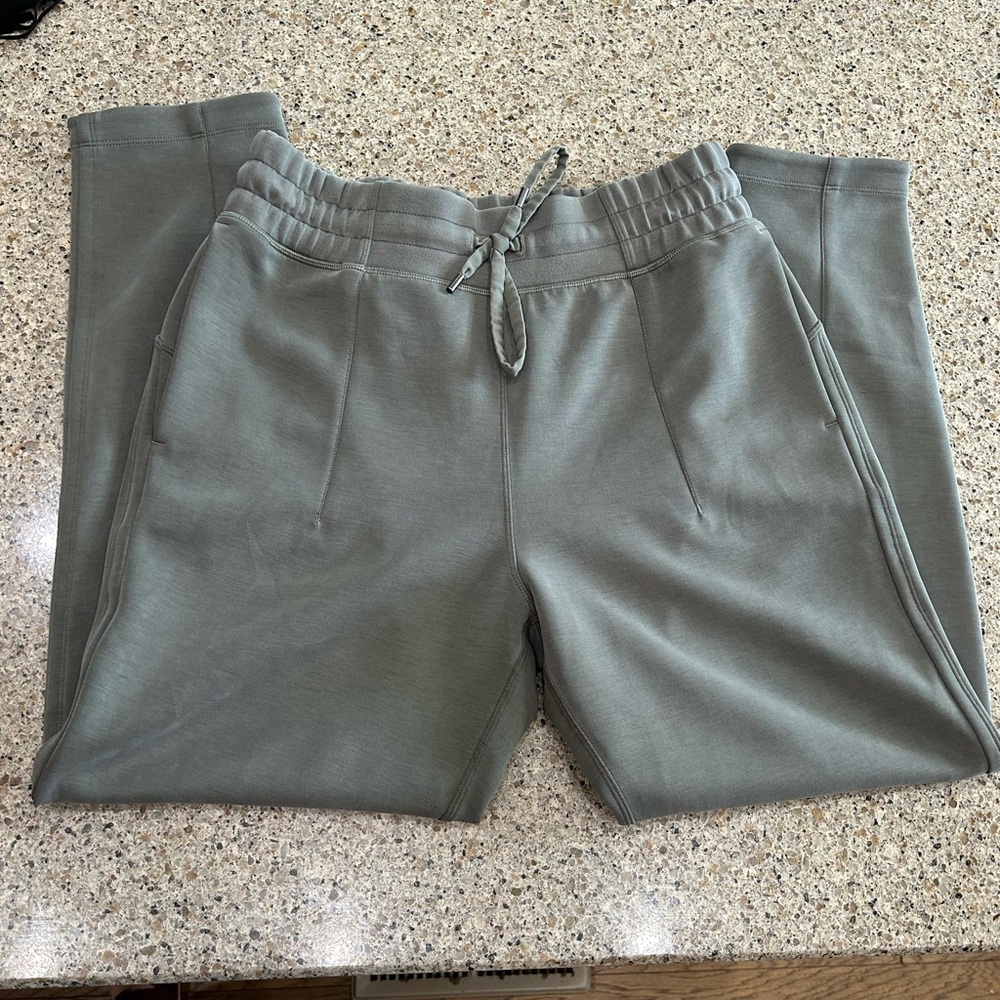 Lululemon 🍋 Joggers Softstreme